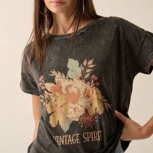 Vintage Canvas Vintage Spirit Floral Graphic Tee